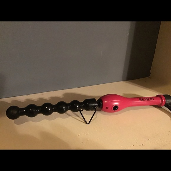 Revlon Salon High Heat Hair Curling Iron Ball Wand - Picture 1 of 1